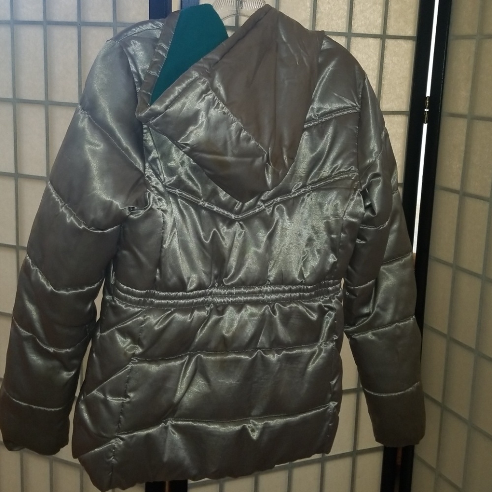 Coat - Picture 4 of 5